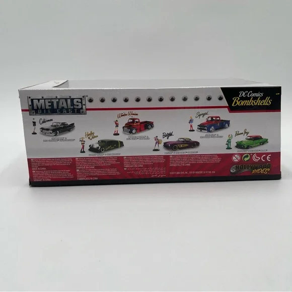 DC Comics Bombshells CATWOMAN & 1959 CADILLAC Coupe Deville Metals Die Cast NEW - Picture 9 of 12